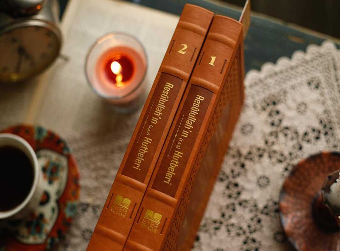 Flight Booking Hacks and Comfort Tips